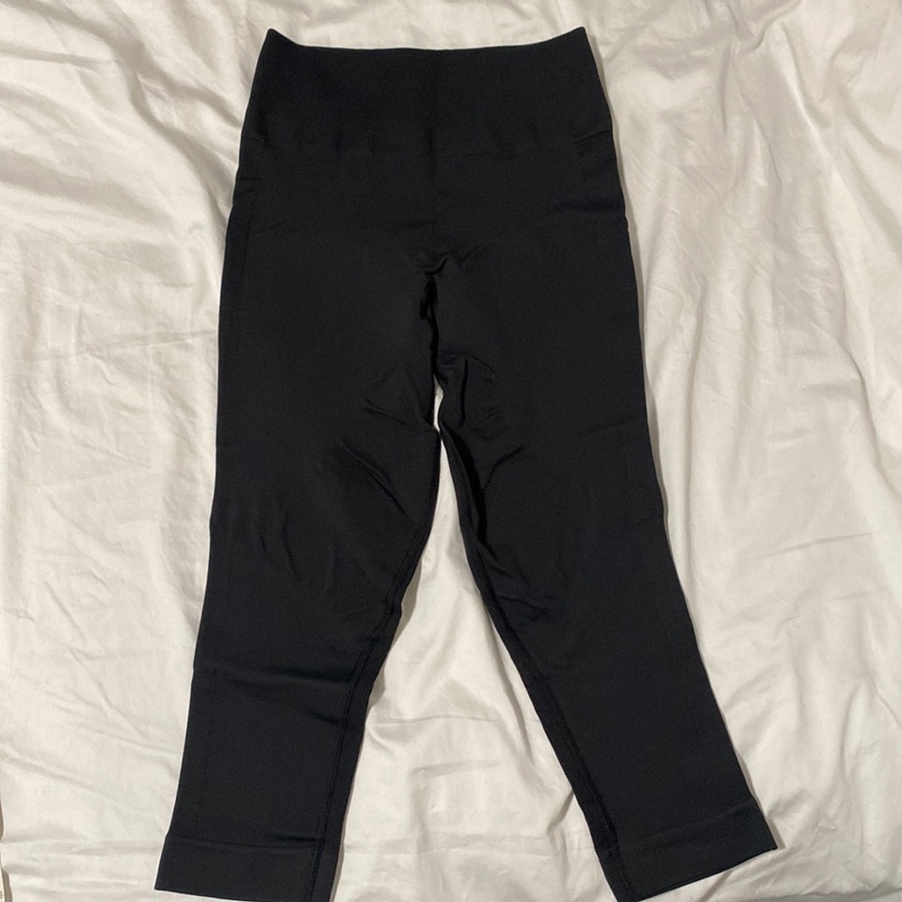 lululemon Zone in Crop Pants